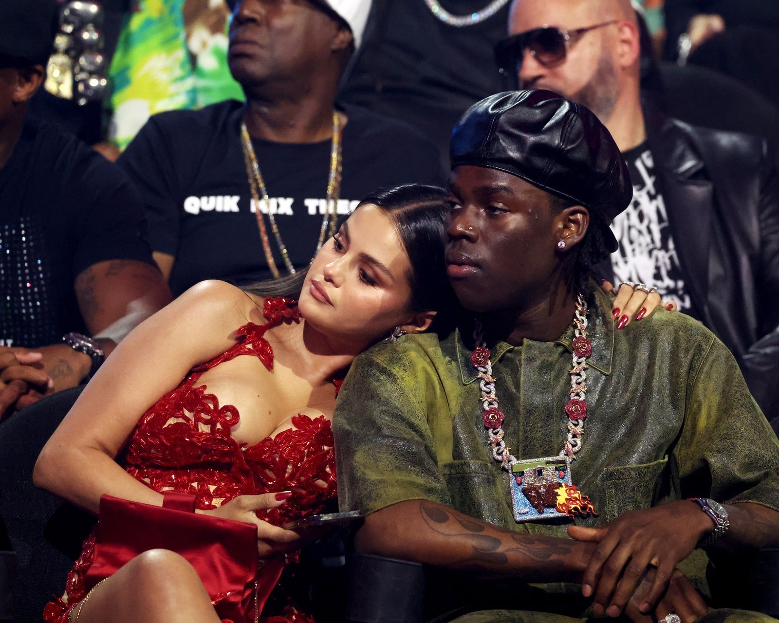 Selena Gomez and Rema’s Triumphant Victory at VMAs 2023: A Look into Their Achievement and Taylor Swift’s Enthusiastic Support
